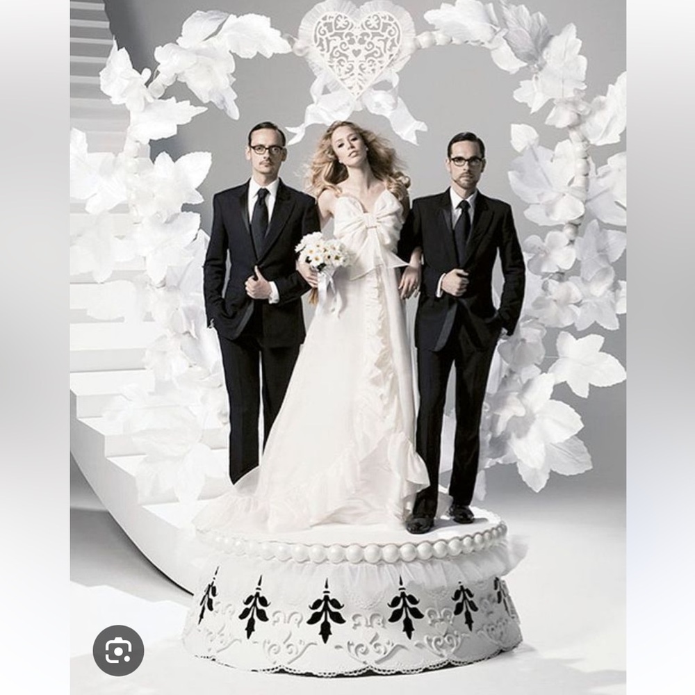VIKTOR & ROLF Wedding Dress 🤍